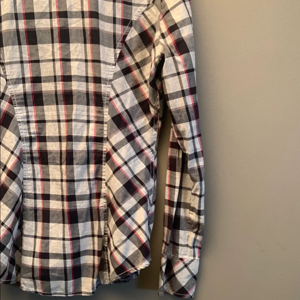 Guess Plaid Button Down Shirt in Pink Blue & White - Picture 10 of 11